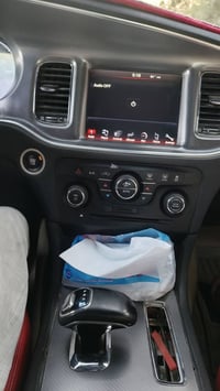 جارجر مديل 12 سياره حلوه وجهازها من كلشي كير مكينه اكسن كاردن تخم تاير...