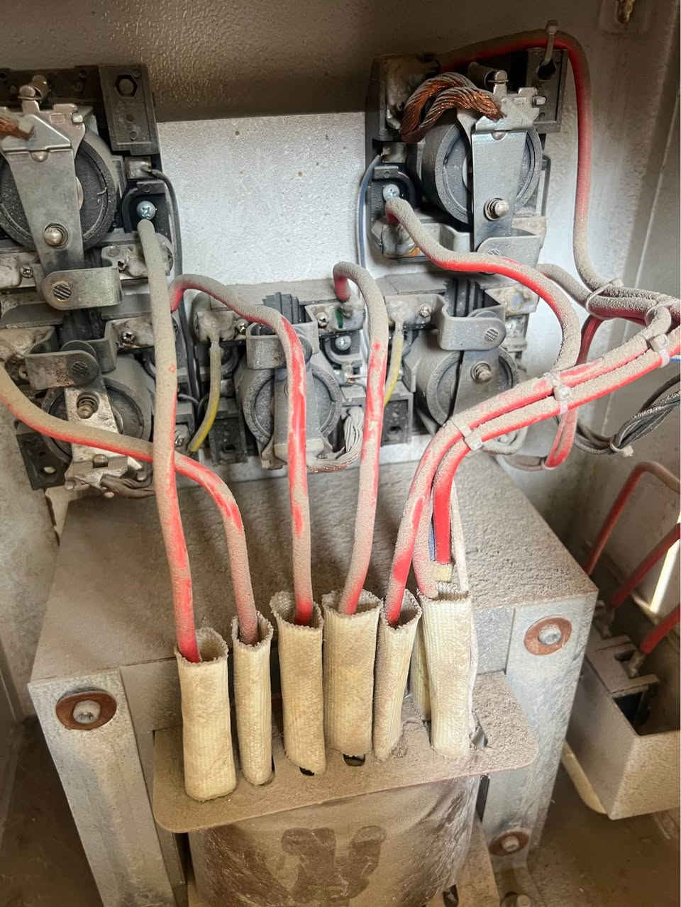 رافع فولتيه.   ٤٠ أمبير 

مكاني بغداد الشعب 
سعر ٣٥٠ الف. بغداد, العراق


**إذا كنت صاحب هذا الإعلان وتريد حذفه لأي سبب، رجاءا أرسل رسالة إلى الدعم الفني**