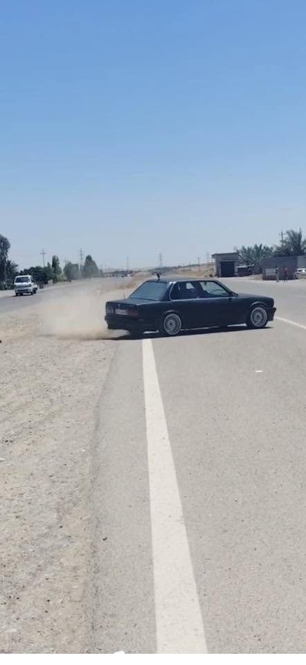 سلام عليكم زعره كير محرك ونجي رقم كربلاء دولي ب اسمي سنويا ٣١ هزه جديده بلكات نوازل جديده باتري جديد سياره كامله داخل مغلف عازل حراره وصوت *********** مكاني ديالى  سعر26
وبيها مجال
