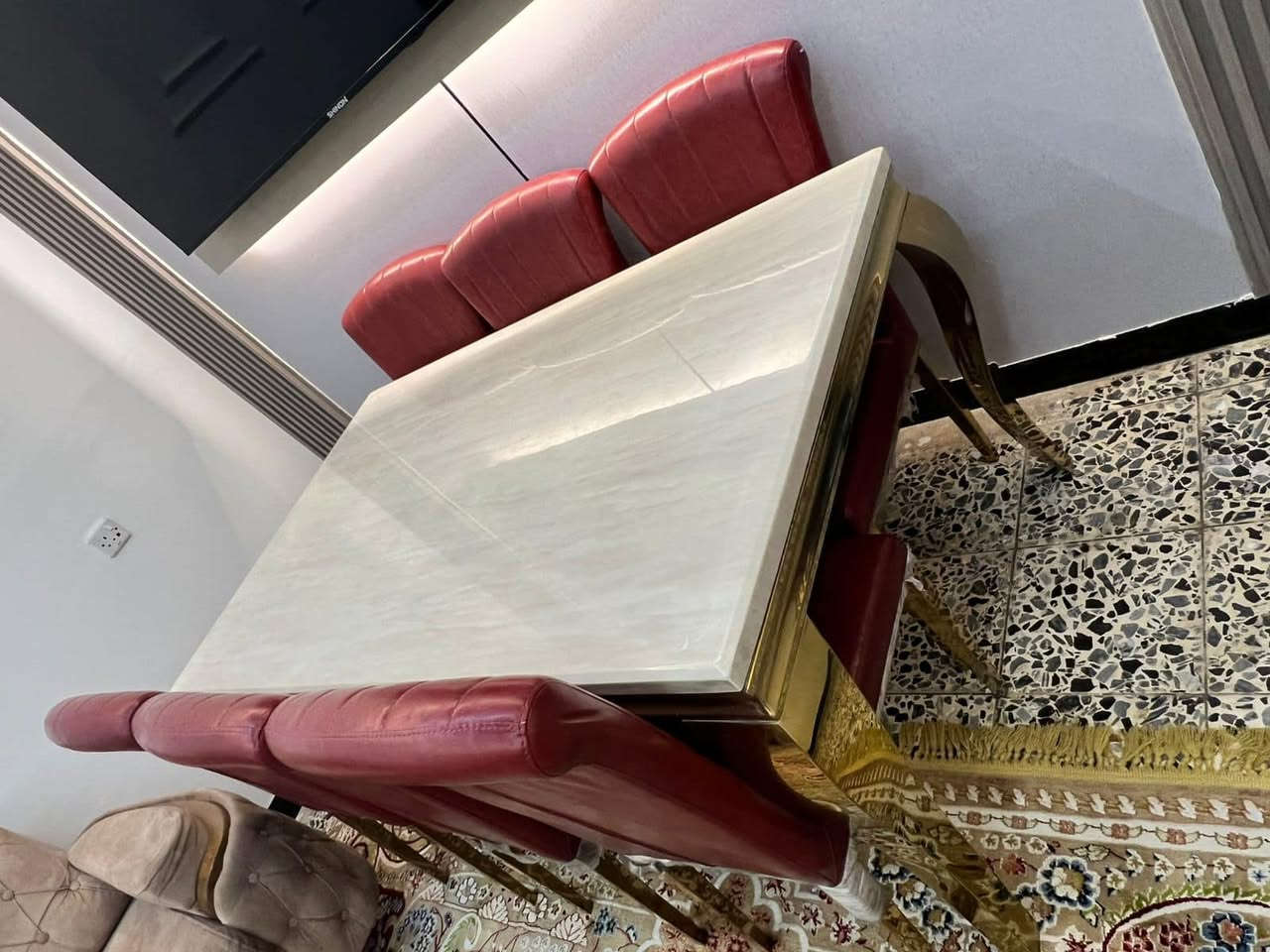 من رخصة الادمن 
السلام عليكم
ديوان تركي عدد ٢
ميز مرمر شخط مابي
وطبلات تركية
واتساب***********
