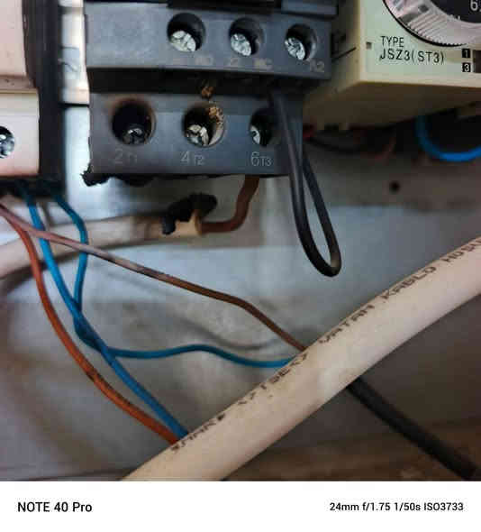 🔧⚡ دعم المشاريع الصغيرة — خدمات صيانة منزلية ⚡🔧

تبحث عن عامل شاطر ومهني للبيت؟
أنا كهربائي وسباك متفرغ للعمل، أقدّم لك جميع خدمات الصيانة المنزلية بسرعة، دقة، وأسعار مناسبة.

🔹 صيانة كهرباء كاملة
🔹 تصليح أعطال السباكة
🔹 تنفيذ أعمال جديدة وترتيب المنزل
🔹 خبرة – التزام – شغل نظيف

للاستفسار والحجز: ***********

دعمكم للمشاريع الصغيرة يساهم بفتح بيوت ويقوّي شباب بلدكم

العنوان /صلاح الدين -بلد -السيد محمد (ع)
