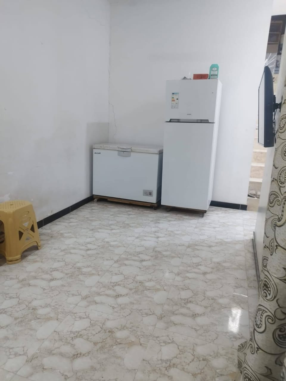 مشتمل للبيع منطقة الخاچية شارع 30 طابق واحد مكان مميز للستفسار ***********

