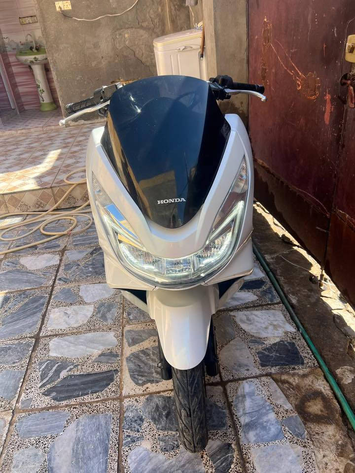 السلام عليكم دراجه pcx جيل الثاني ياباني مكفول محرك مامفتوح المكان ماشيه 60 ألف  المكان كوت السعر تصال ع رقم التالي 
***********
