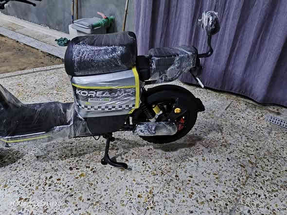 السلام عليكم ار11 للبيع دراجه جديده صاله 3 اشهر عندي ما متعوبه  بطاريه 32 نضام رجوع للخلف دراجه جديده كلش سعره650 وبيه مجال 
***********
