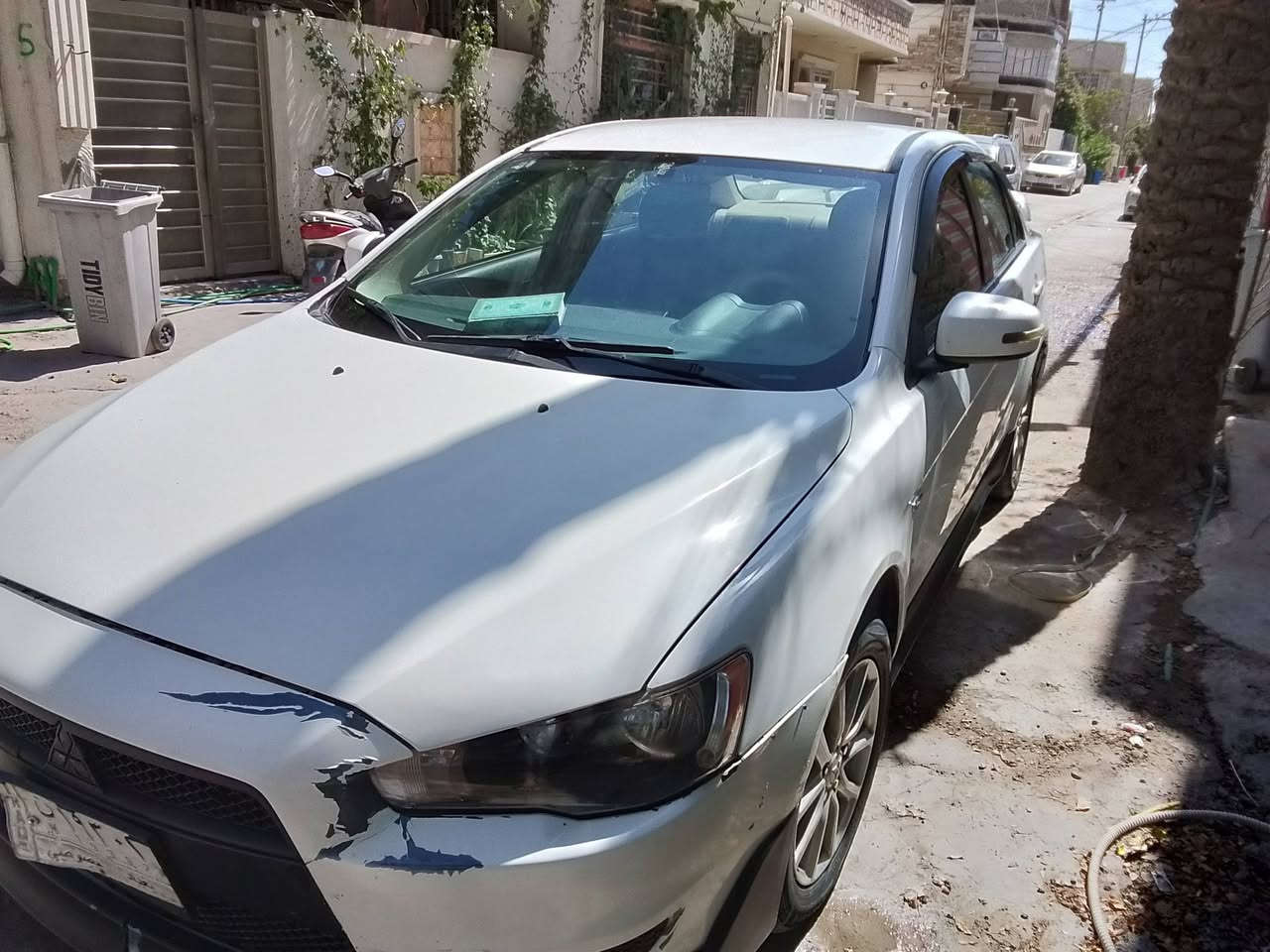 لانسر قرش 15خليجي 1600 كير محرك مكفول التبريد  شغال  عندي طخه بل جاملغ الخلفي  والجاملغ المامي  مرجعي على البارد  وبنيد مصبوغ اثر شخوط الاستفسار ***********  السعر 93 مكان بغداد  حي تونس
