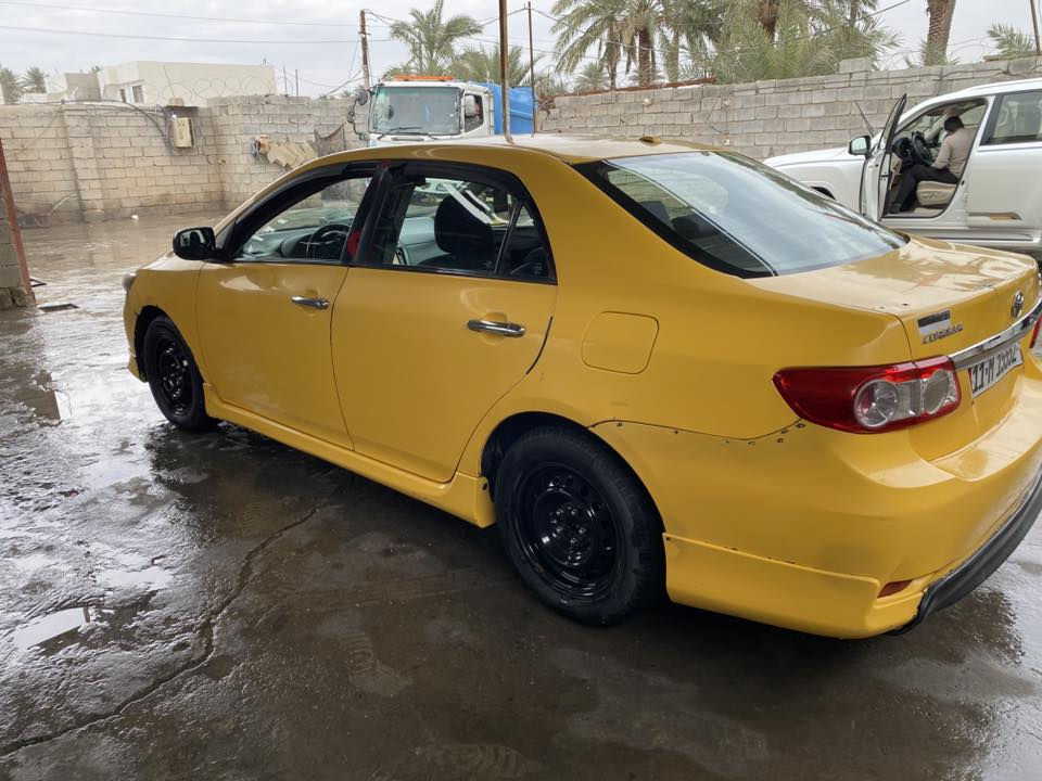 السلام عليكم
كورلا 13 امريكي محرك 19 مواصفات السيارة S فتحة سقف 

الضرر من خلف الجنطة  وبيها ملاحظات بعد واضحة بالصور  منظومة غاز جديدة رقم بغداد  السعر 110 

الاستفسار ع الرقم او واتساب ***********
