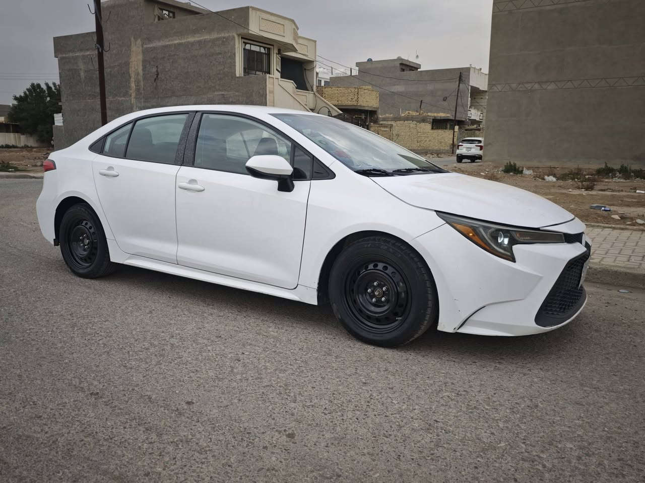 السلام عليكم
تويوتا كورلا 2021 للبيع فقط

السعر 142

بانزين

رقم بغداد 

ماشية 130

مكينة 1.8

فئة سيارة le

مواصفات

شاشة ابل كار بلي + كامرة

سايد بريك دكمة

فول تحكم ستيرن

مكان سيارة بغداد
اتصل ‏‪077-454-48382‬‏


**إذا كنت صاحب هذا الإعلان وتريد حذفه لأي سبب، رجاءا أرسل رسالة إلى الدعم الفني**