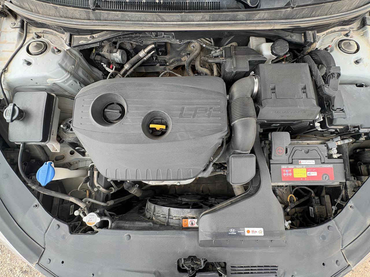 سلام عليكم
سوناته موديل 2023
سياره كفاله عامه كلين (سعر) 195
رقم قادسيه الاگليزي 16
السياره غاز اصل
كشنات جلد تدفئه تبريد 
رادار  وسايد بريك بصمه مانع انزلاق تحديد مسار وشاشه حجم كبير وتحكم ستيرن 
تخم تاير جديد
سياره نضيفه احلى من الصور 
المكان ديوانيه
للستفسار(***********)
