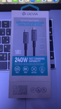 كيبل تايب سي • يو اس بي ٤.٠ • ٢٤٠وات