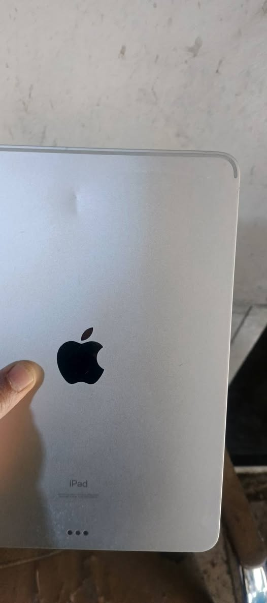 باد 11برو 
2020 جهاز ماداخل تصليح وعندي من 2021  على ايدي وغراضه كامله العسر  300 الف


**إذا كنت صاحب هذا الإعلان وتريد حذفه لأي سبب، رجاءا أرسل رسالة إلى الدعم الفني**