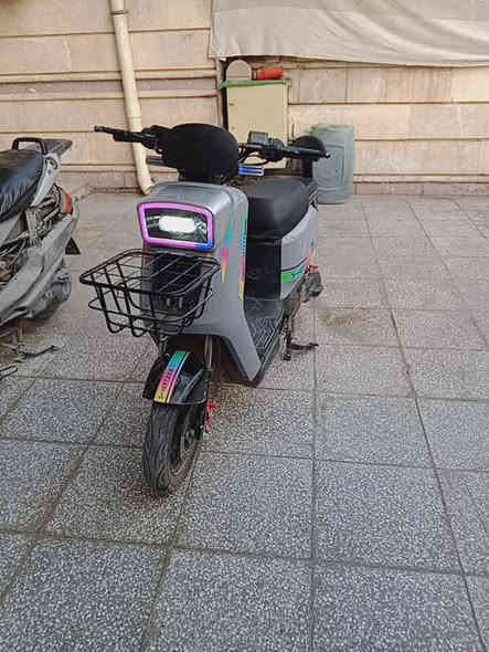 السلام عليكم دراجه شحن R7 حديث كلش نضيف.                                                    بطاريات دبل 32 امبير ونلي                                                  مثبت سرعه كروز.                                                                                              سرعه 75 حقيقي.                                                                            ملف 1800.                                                                                                   الشراب يتصل.               ***********
