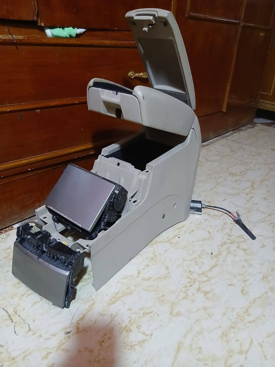حصين مال ازيره ***********
