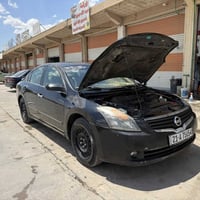 نيسان التيما2008 خليجي مكفولة من الظربة صبغ عام بسسب الجرد سيارة سيارة...