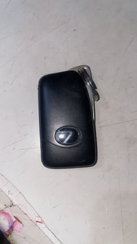 بصمة لكزس • اكسسوارات