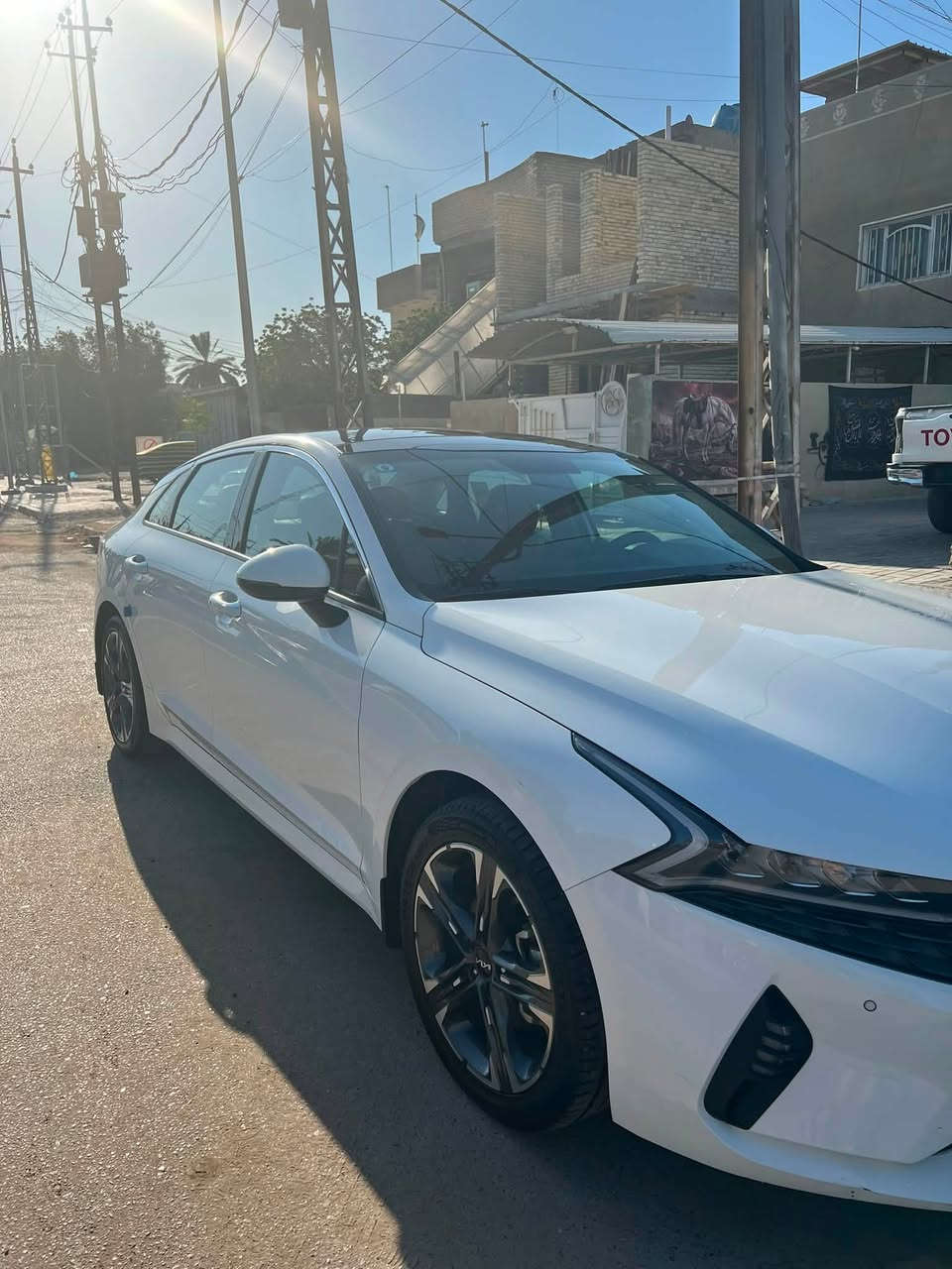 السلام عليكم
للبيع كي فايف K5 خليجي موديل 2023 

فول 1/1 ضمان الدوليه بأسمي 

‏ ماشيه 25الف

‏‎محرك 2.0 دوش 

‏‎المواصفات:

بيهه ملاحظات بسيطه‏‎

فتحه سقف بانوراما

‏‎دخول ذكي بصمة + تشغيل عن بعد

‏‎شاشة + كاميرا دواره

ابل كار بلي +أندرويد 

‏‎حساسات امامي خلفي

مصابيح هيلوجين ثلجي 

‏‎المصابيح الامامية زنون +LED

‏‎المصابيح الخلفية LED

حساس امامي خلفي

‏‎مقاعد جلد + كهرباء 

كشن السائق كهرباء 

‏‎مثبت سرعة

اوتو هولد

‏‎فول تحكم ستيرن

‏‎5 وضعيات قيادة SMART-ECO-COMFORT-SPORT-COSTOM

‏‎مري كهرباء شفط 

بصمة عدد 2 

مكان السياره بغداد الاسكان

 للاستفسار على ***********
