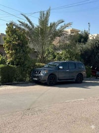 عندي تخم تاير  275/18/70/ استعمال 3 اشهر بعدة جديد  او مراوس بتاير جبل...