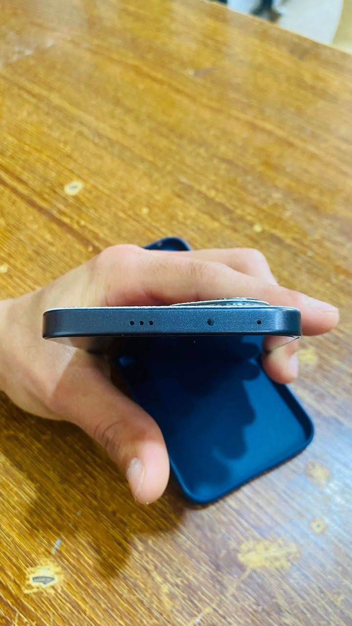 السلام عليكم
هونر 400 ذاكره ٥١٢ بطاريه 5000 جهاز نظيف مابي اي شخط للاستفسار الاتصال على ***********
