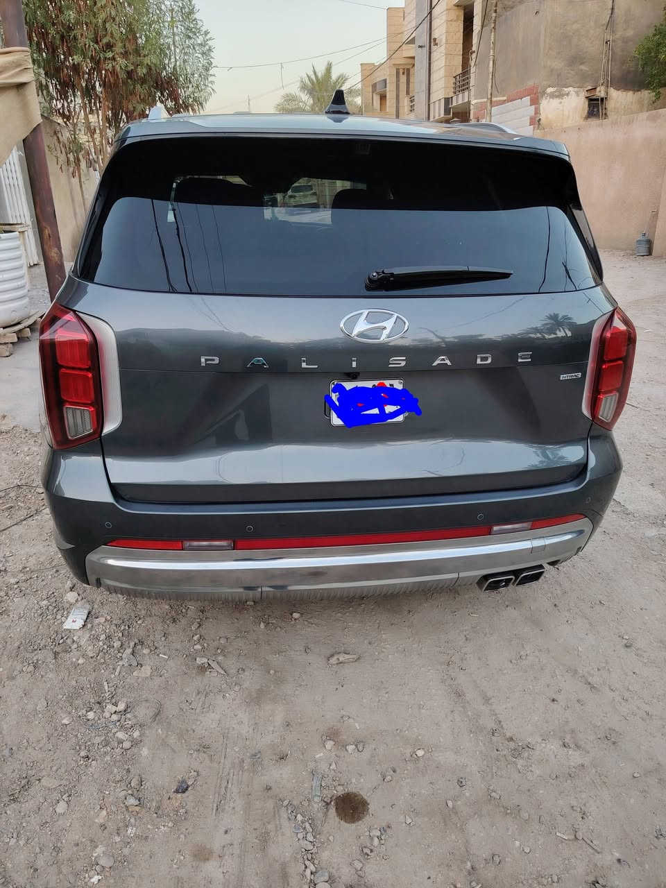 بلسايد موديل 2023 كلكراف اعله فئه بدون رقم حادث خفيف بلبند ونصبغ بدون ماينفتح مابيهه اي قطعة مفتوحه حتى البنيد داخل اسود مكان السياره بابل السعر 300
***********
