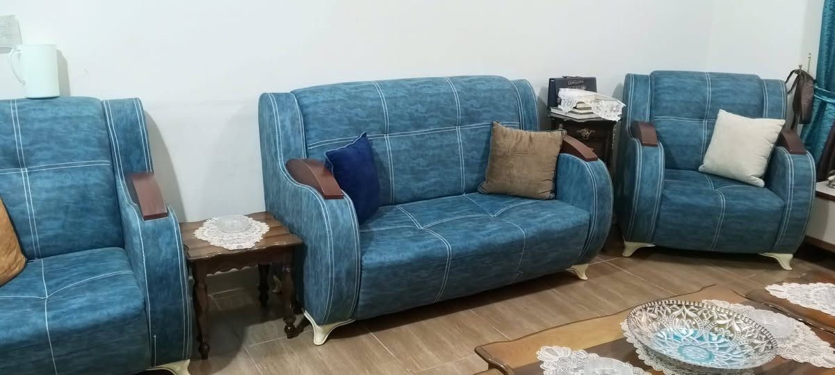 غراض مستعملة للبيع 
تخم ١٢مقعد 
طبلات 
بردات 
كلهن بسعر ٨٠٠ الف فقط
للتواصل مراسلة الخاص


**إذا كنت صاحب هذا الإعلان وتريد حذفه لأي سبب، رجاءا أرسل رسالة إلى الدعم الفني**