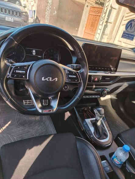 كيا فورتـي GT-Line 2024
مواصفات أمريكية / سيارة ليبل واحد

محرك 4-سلندر سعة 2.0 لتر بنزين 147 حصان

ناقل حركة CVT

تأتي GT-Line مع ميزات أمان متطورة:
مثل كشف تصادم أمامي مع تنبيه راكبين ودراجات، فرامل طوارئ، مراقبة النقطة العمياء، نظام تثبيت سرعة متكيف مع التوجيه.

تجهيزات داخلية مريحة: تكييف أوتوماتيكي، مقاعد رياضية

السيارة ترقيم جديد (اربيل) 

السيارة ليبل واحد بدون تبديل 

حادث جانبي صبغ باب فقط بدون معجون

ماشيه :11 الف ميل 

سعر: 170$
المكان : بغداد /بغداد الجديده

تواصل مع الرقم : *********** (لا بوجد واتس)
