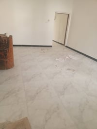 مشتمل • طابق ثاني • قرب مدرسة طيبات