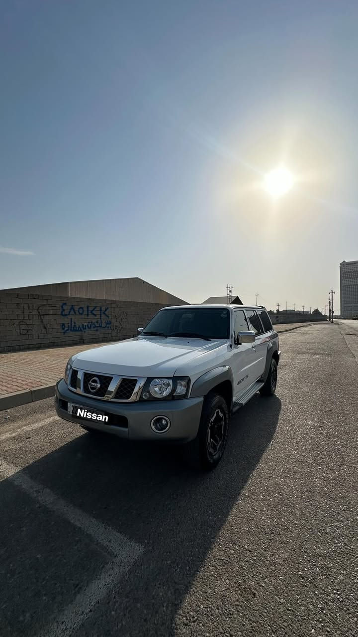 نيسان باترول
٢٠٠٩  بانزين محرك ٤٥٠٠
گير عادى
سياره مكفوله
سنوي جديده ٢٠٣١
رقم أربيل 
تاخم تايرات ويل جديد
سياره كلش نضيفه
گير محرك اكسل تبريد كل بشرت محرك ما مفتوح
ماشيه ٢٠٠ الف كم ماشية
مكان أربيل 

واتس اب 
***********
