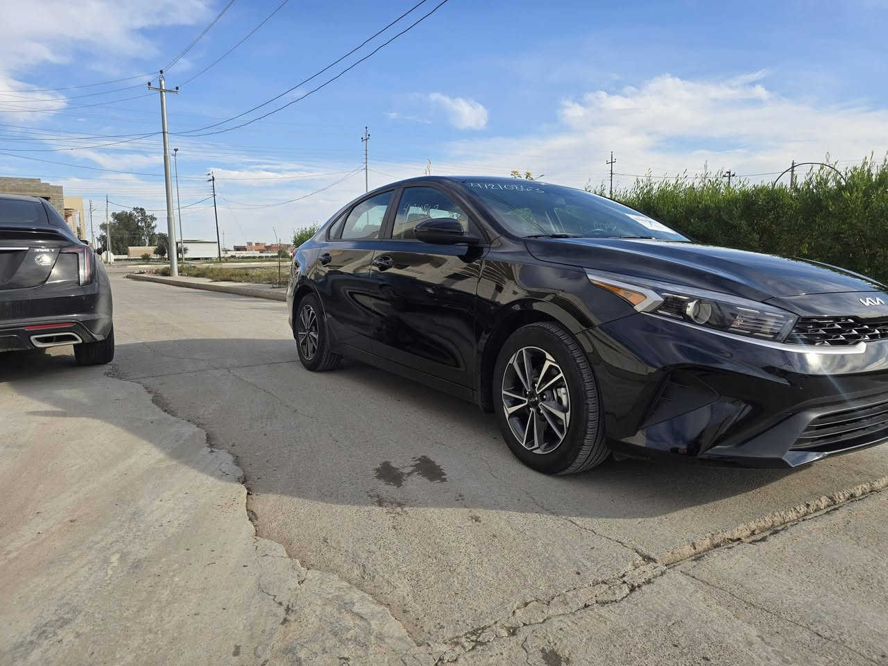 سلام عليكم اخوان
فورتي  2024  🕳 LXS 
اللون اسود 
دخول جديد تترقم شمالي 
ماشية : 9000 ميل فقط
رادارات تحكمات شاشة و كاميرا 
السيارة ضرر جدا بسيط 
بدون ارباك 
رقم شاصي و صورة الضرر مرفقة .
السعر : 150 و مجال جدا بسيط .
مكان السيارة : الحمدانية 
***********
***********
