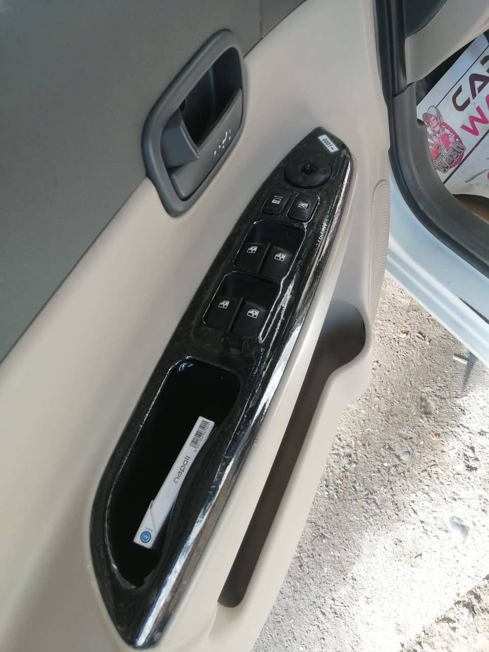 اكسنت 2010 في في تي اصلي 16 ماشيه 140 السياره سياره حيل حيل جديده فيها شبر صبغ سياره جاهزه من كل شيء رقم سنويه غرامات كله جديد سنويه 31 رقم مسطره دولي سياره بدون ملاحظات بدون بارد مكينه كير تبريد كله شرط شرط التحويل السعر 105،$$وبيها مجال اتصل ***********
