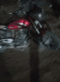 سلام عليكم دراجه البيع شغاله جيب وياك بطل بانزين وتعال الدراجه متروكه اوراق صولي صولي السعر 75الف وبيهه مجال بصيط ‏‪***********‬‏هاذه رقمي تصل واتساب المكان كربلاء
