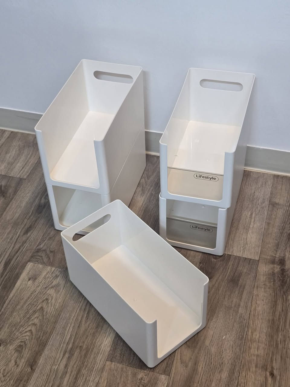 منضم يحتوي ع 6 قطع  كل قطعتين ب5  كلش مفيدات للتنضيم


**إذا كنت صاحب هذا الإعلان وتريد حذفه لأي سبب، رجاءا أرسل رسالة إلى الدعم الفني**