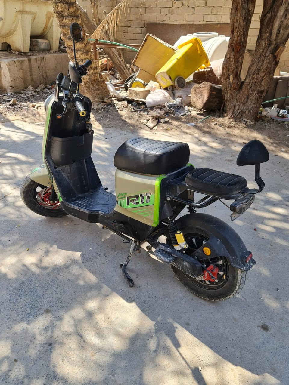 دراجه شحن ار 11
بطاريات جدد دراجه كفاله ما ناقصها اي شي

السعر 500وبيه مجال الشراي اتصل ***********

مكاني بصره زبير
