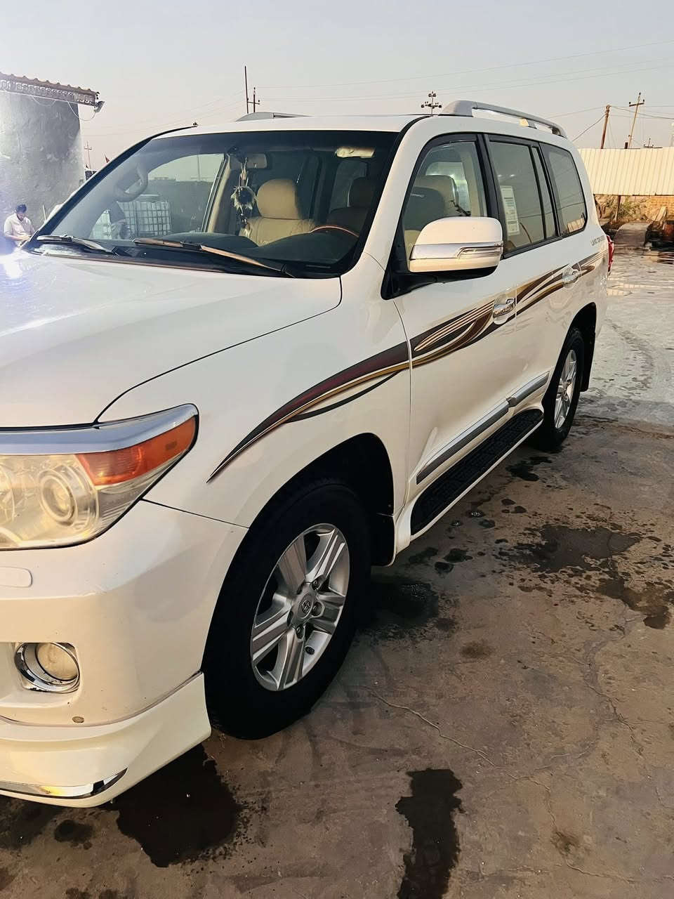 السلام عليكم
للبيع لاندكروز

موديل2013

رقم  بصره بسمي 
مكفول سياره  

اللون ابيض

مكينة 8سلندر

تخم تاير جديد 

ثلاجة

حساسات  خلفي 

فتحة سقف

تحكم ستيرن

نظام ترحيب

بصمة

السعر355وبيه مجال بسيط

مكان دوانيه قظاء البدير ***********
