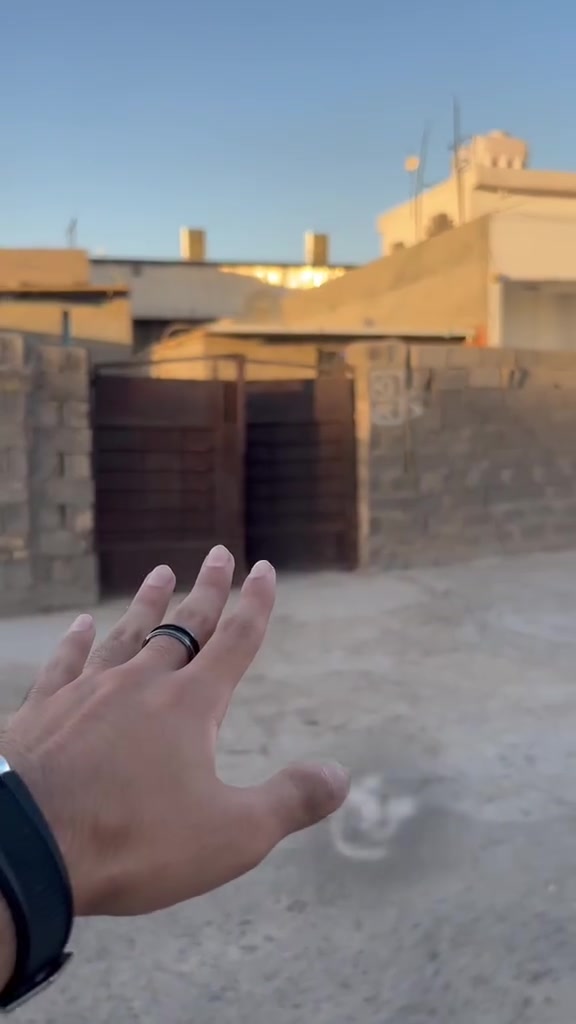 قطعة ارض للبيع في الكرادة
الموقع /كرادة قرب سدة العرصات
المساحة ١٨١ متر
الواجه ٨،٣٠ متر 
سعر المتر 28 ورقة وبيه مجال🌹❤️
للتواصل والاستفسار :
***********
