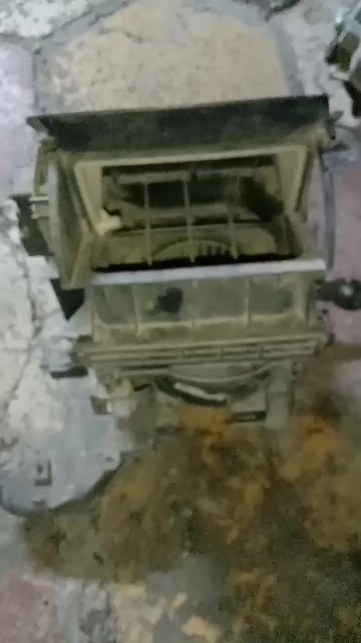 مساكم الله بالخير احبتي 
صياما مقبولا واجرا ثابتا وفطور شهيا ان شاالله
غراض ليفان 620 للبيع للاتصال (***********) وات ساب ولدي توصيل لكل محافظات العراق
