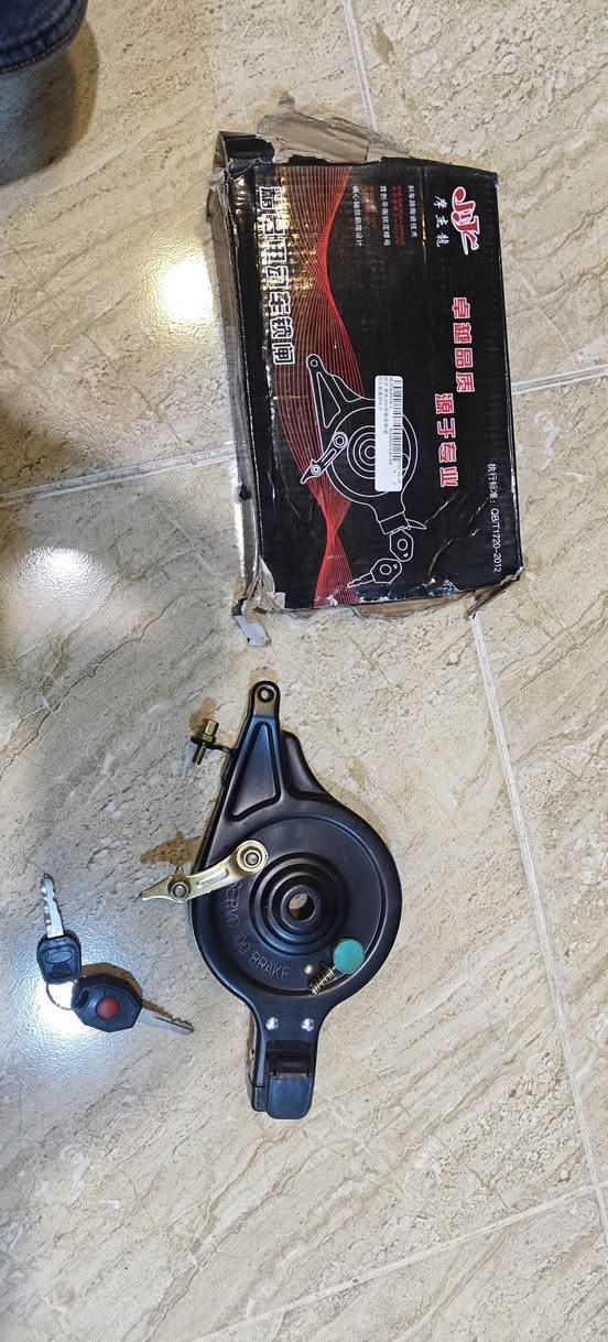 قطعة بريك و قفل لكل دراجات شحن و بايسكلات 
سعر 30 الف


**إذا كنت صاحب هذا الإعلان وتريد حذفه لأي سبب، رجاءا أرسل رسالة إلى الدعم الفني**