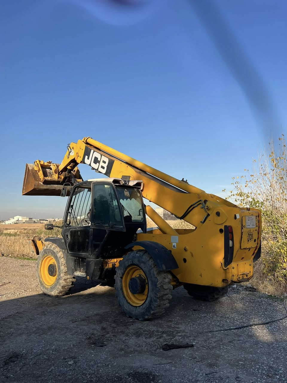 رافعه سلايد موديل 2003 رقم سليمانيه 14 متر محرك سوبر جك سنتر شفل جاهز ***********
