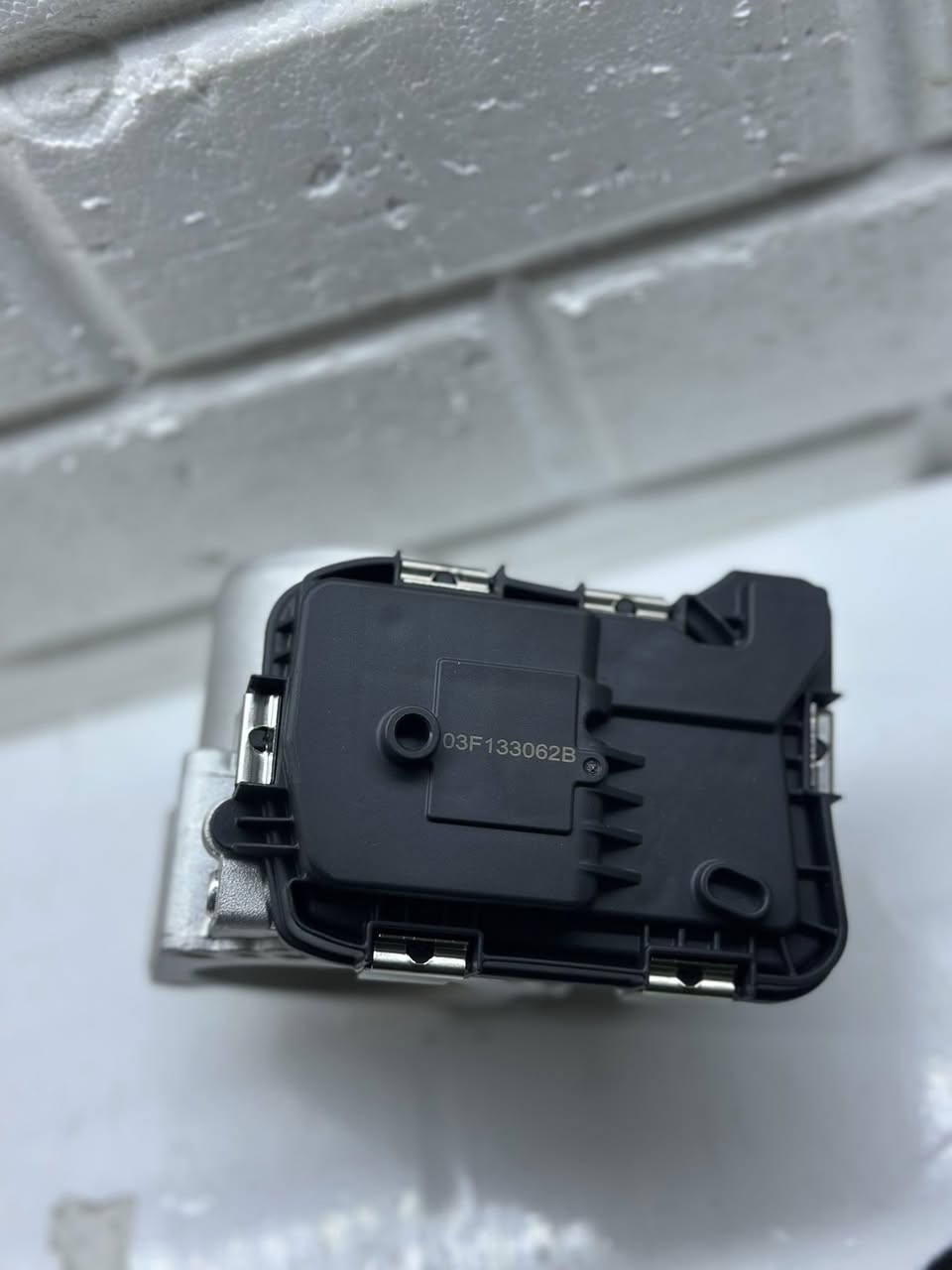 جويتر فولكس واكن  / اودي / سكودا
يوجد توصيل جميع المحافظات


**إذا كنت صاحب هذا الإعلان وتريد حذفه لأي سبب، رجاءا أرسل رسالة إلى الدعم الفني**