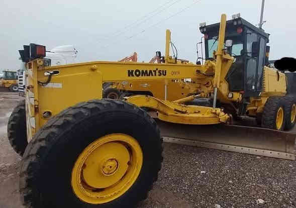 گلیدر  :KOMATSU
حجم   :GD650A
مودیل : 2001
عنوان   اربیل قضا ٕ خبات
معرض :باران
ئاسیا   :***********
کورک  :***********
