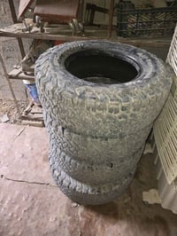 تخم تايرات نضاف كلش سعرهان ب ١٥٠ ماكانهن بغداد ٠٧٧٠٨٧٦٣١١٧