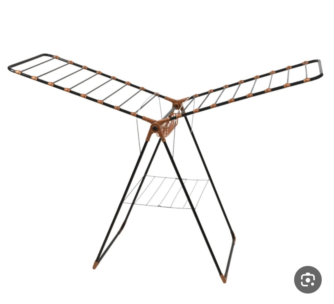 اهلا وسهلا بكم معرض انسب الاسعار 
للمواد المنزليه وادوات المطبخ وكل ماتحتاجه العائله 
للبيع بلنقد وقسط السده حي الزهراء شارع العريض 
استفسار ***********
***********
