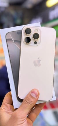 ايفون ١٦ بروماكس بطارية 96 مشحون 339 مكفول من الشخط السعر 1350 0782257...