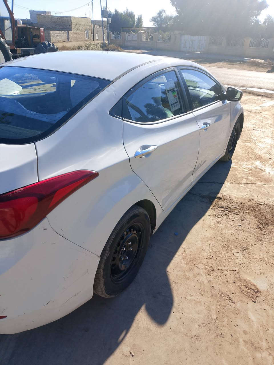 السلام عليكم النتره للبيع 15خليجي 
السعر 95وبيه مجال تفاصيل خاص اواتصال 
على الرقم ***********
