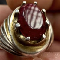 ياقوت سيلاني • رودلايت • كوفية قديمة