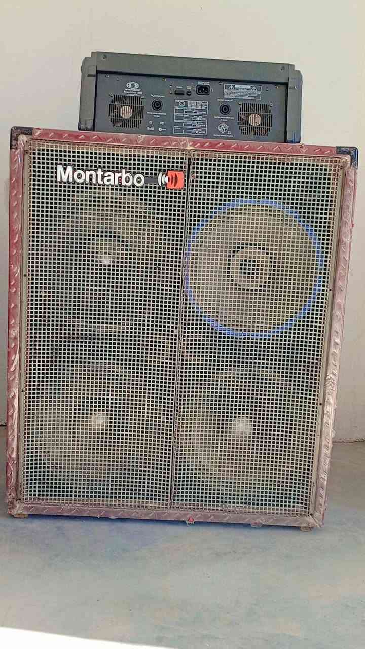 سلام عليكم ورحمه الله وبركاته اخواني سماعات روباعي زوجين كامل كلشي ما بيهن تأخذ عل فحص مكاني ديالى سعر الوحده 900الف بيها مجال شي قليل حك جيه ***********
