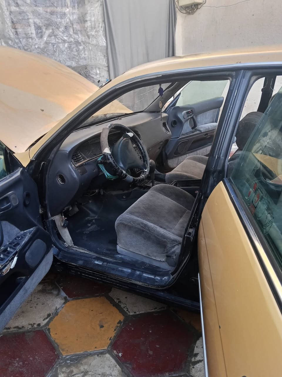 سلام عليكم بطه موديل 2000 منفضل للبيع سياره مكينع وكير شرط والوصوليات والباقي تجي وتشوف مكان سياره ناصريه مدينه الصدر السعر 25 وبيها مجال بيع مستعجل تلفون ***********
