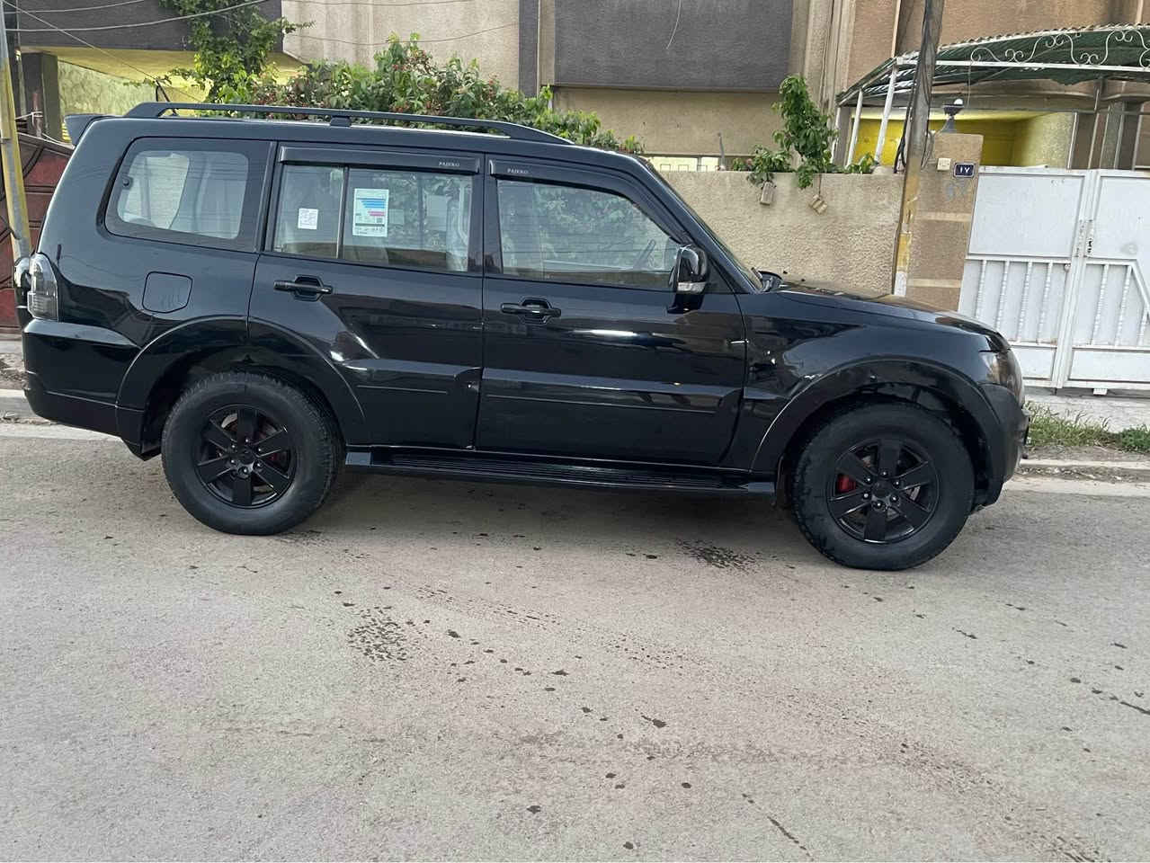 بيع او مراوس 
باجيرو 2008 محدثه رقم بغداد 
فول عدى الدمام 
مكينه 3000
تحكمات ستيرن جهتين 
كشنات جلد كهرباء 
3 قطع تبريد ثلج
فيت بم جديد عليها سيرفس كامل 
هزتها تسقط بشهر الواحد 
كير مكينه خير من الله 
مكاني بغداد حي الاعلام 
الرقم *********** بغداد, العراق
