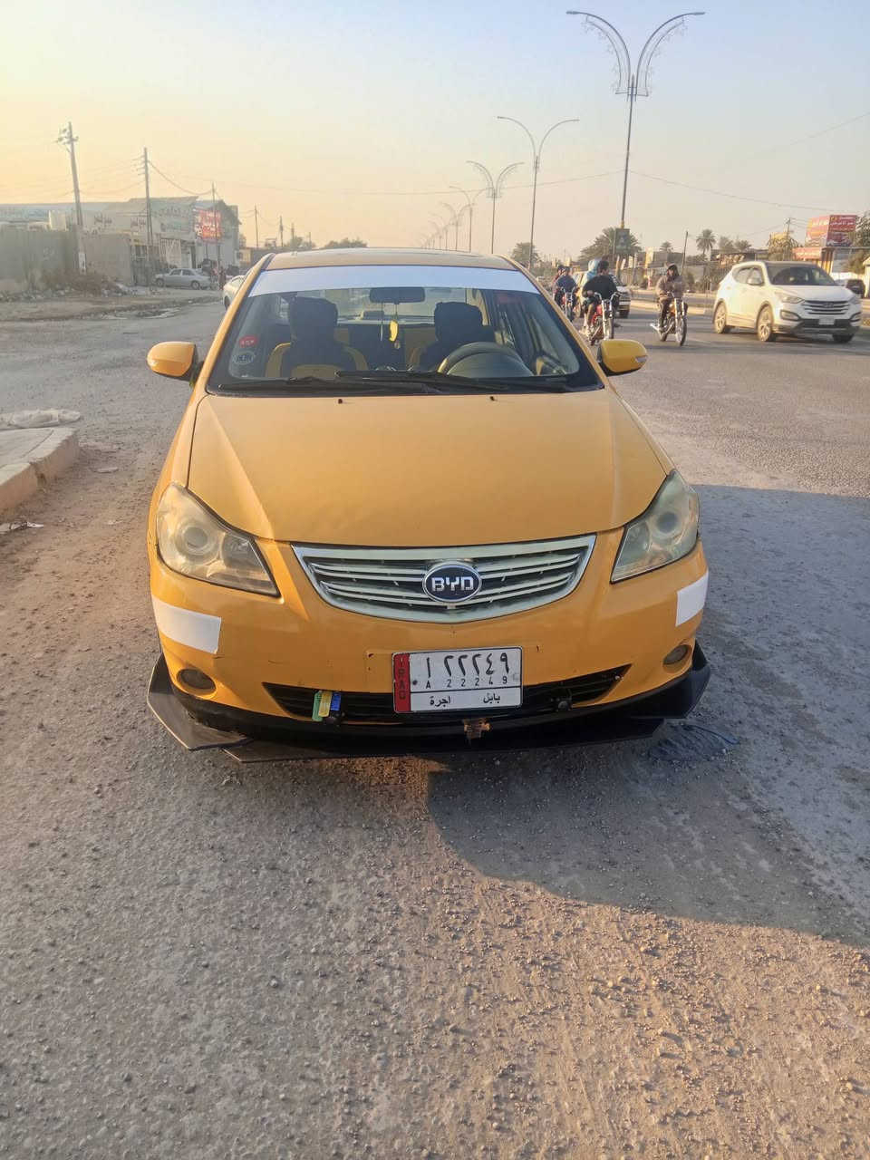 بي واي دي للبيع موديل13السياره جاهزه كهربائية كله شغاله تدفه تبريد شغلات السعر50وبيه مجال مكان السيارة حله
الرقم ***********
