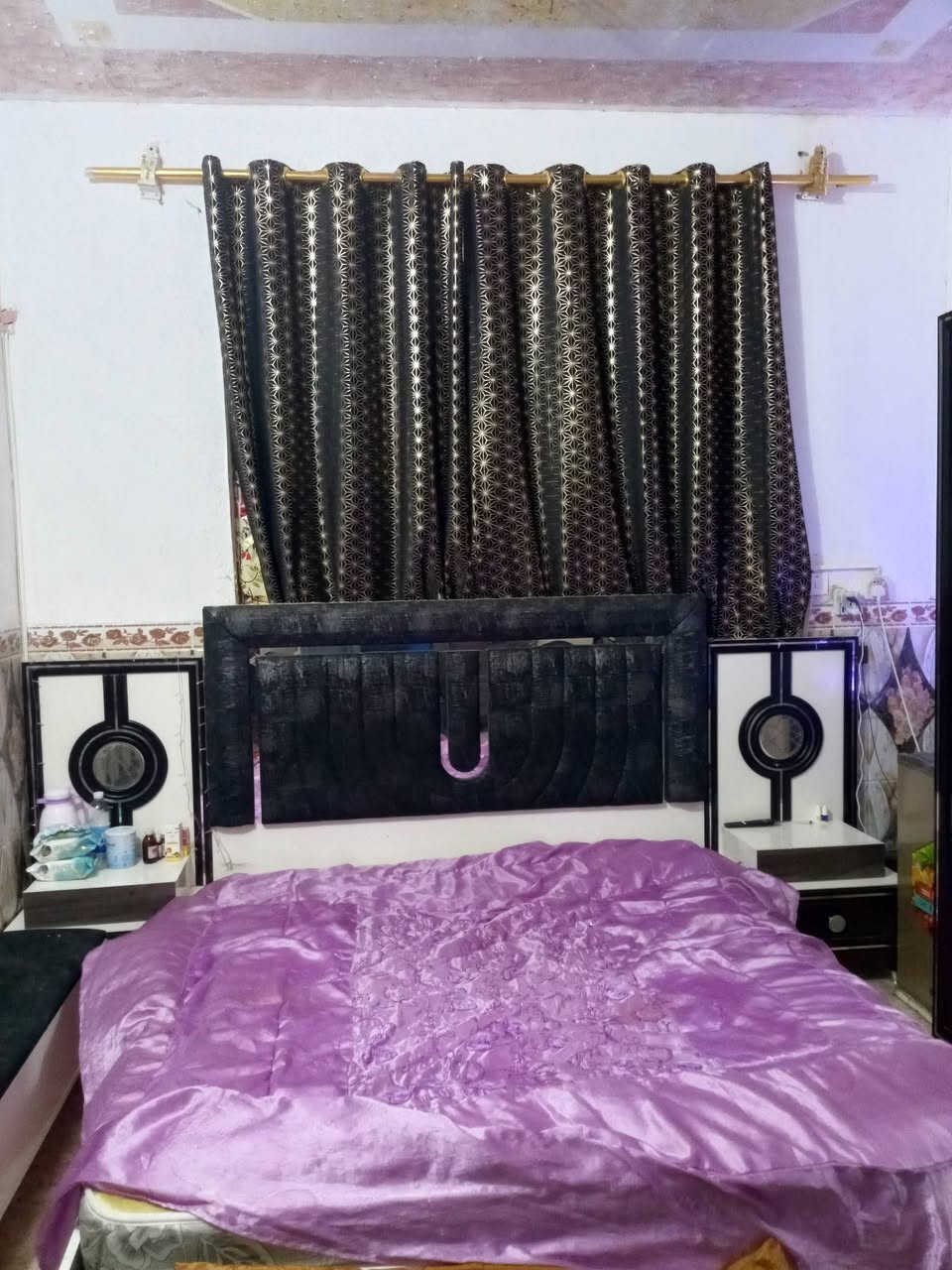 غرفة النوم للبيع مستعمله شي قليل السعر 750 وبيها مجال ماكني بغداد الحسينية مال راشدية


**إذا كنت صاحب هذا الإعلان وتريد حذفه لأي سبب، رجاءا أرسل رسالة إلى الدعم الفني**