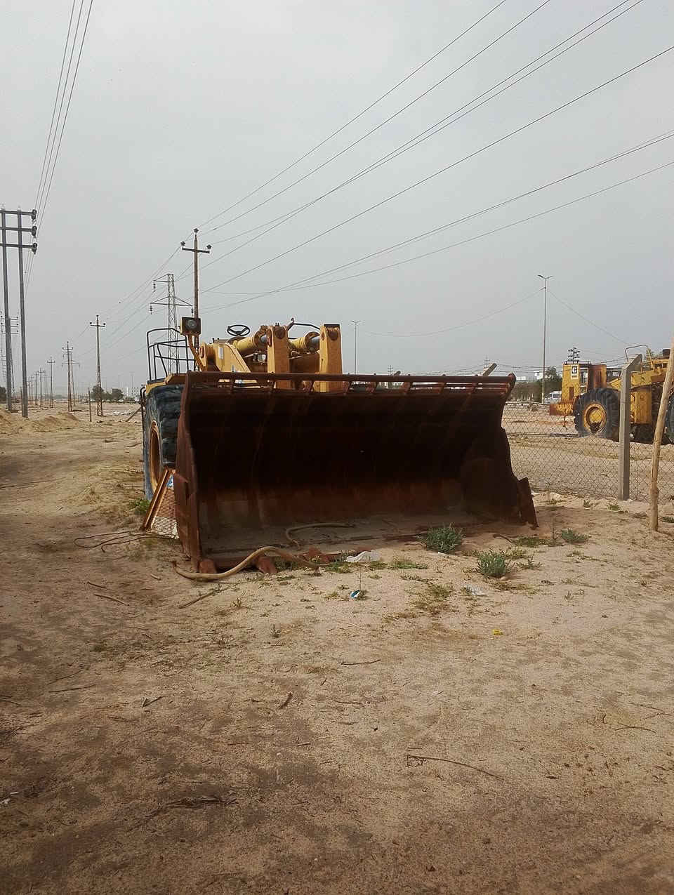 ياالله شفلات للبيع لشراي يخابر وأني خادم لشراي ***********
