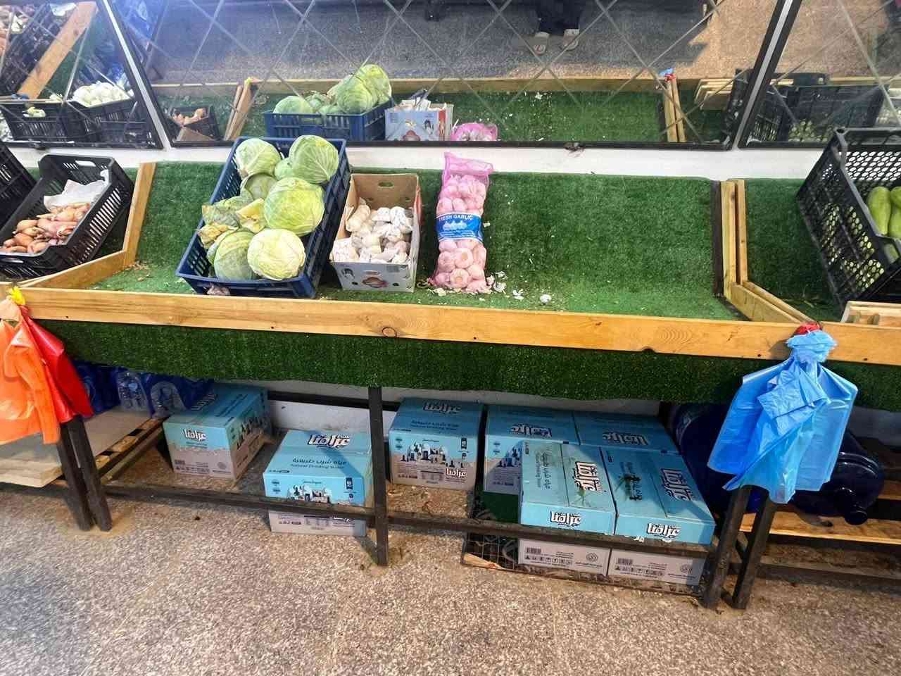 سلام عليكم ميزمخضر عدد 4مع المري جديدات مسويهن علة ايدي الطول 2متر والعرض70للستفسار***********
